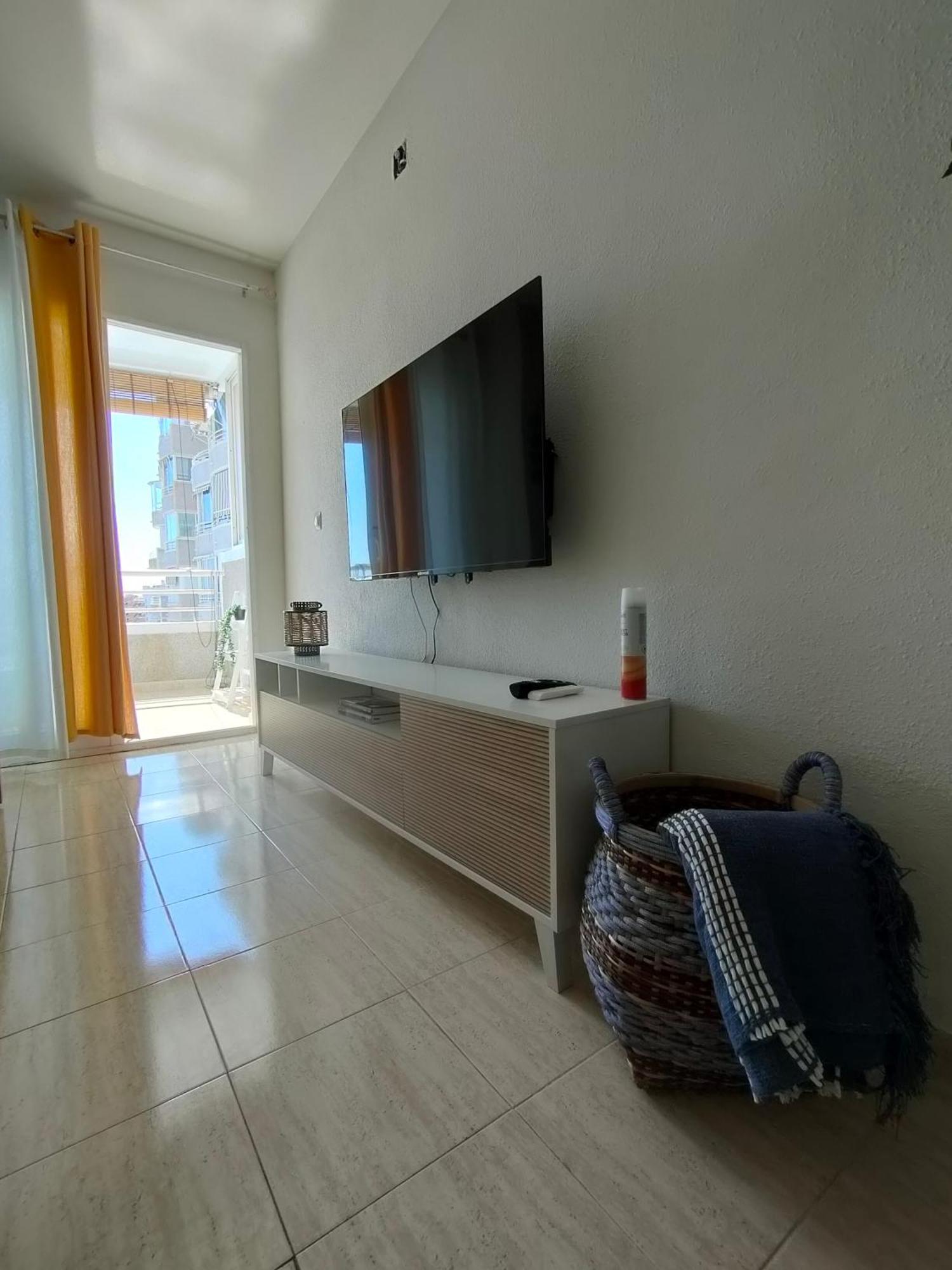 Encantador Apartamento Con Vista Al Mar Alicante Exterior photo